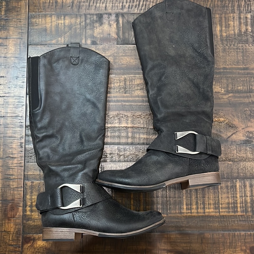 💥 Final Price | Curfew knee high boots, vegan pebbled leather, distressed look